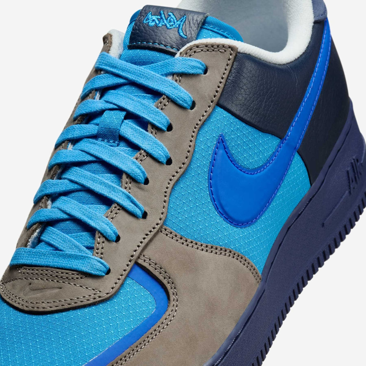 Tênis Nike Air Force 1 Low x Stash