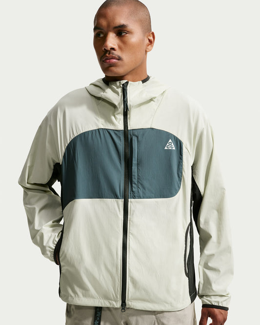 Jaqueta Nike ACG Five Towers