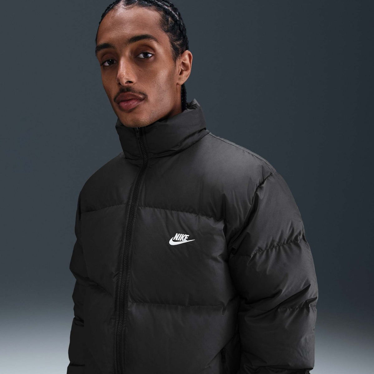 Jaqueta Nike Club Puffer 650